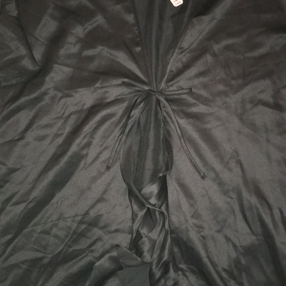 New-Victoria's Secret Silky Xmas Kimono Bath Robe - Picture 6 of 7